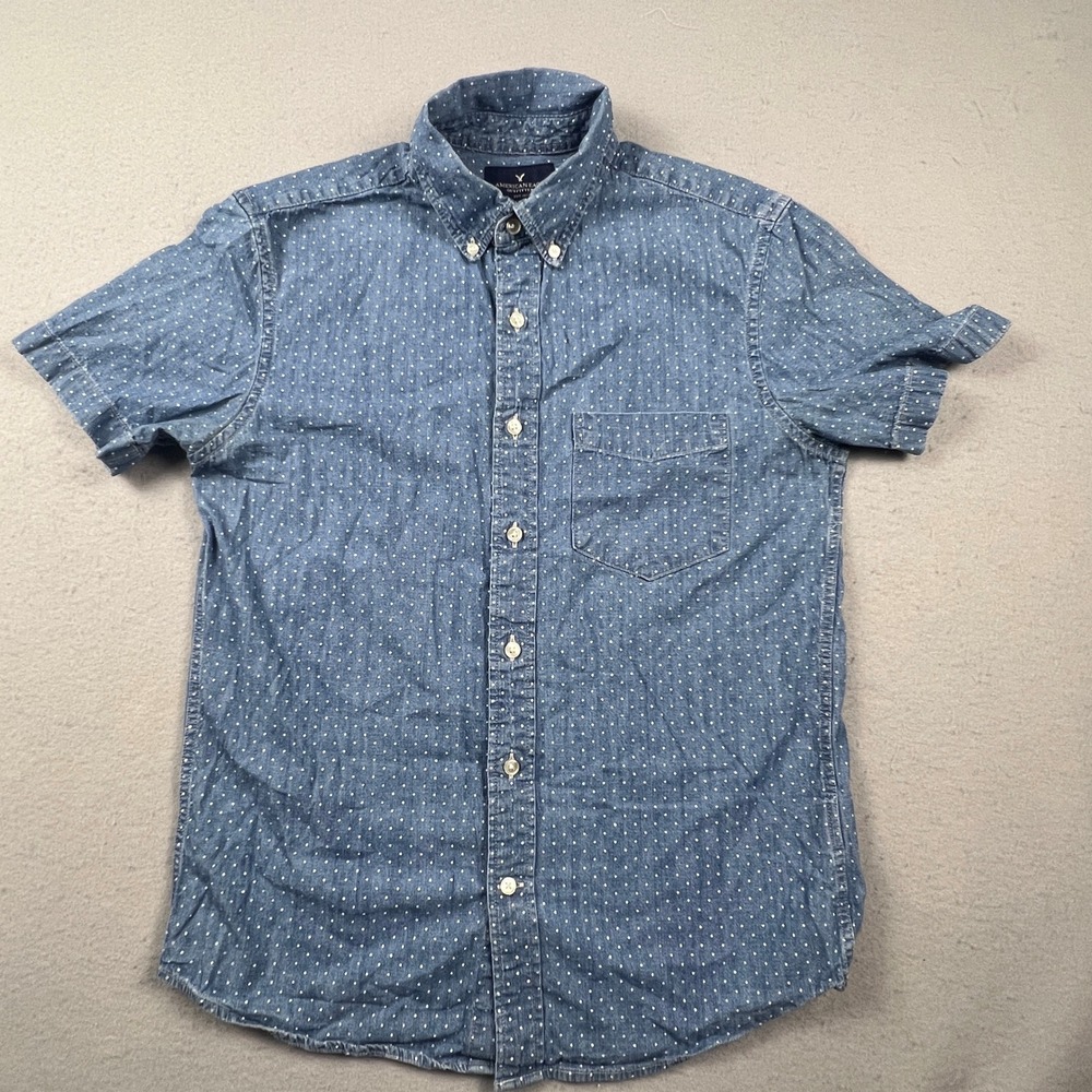 American Eagle Button Down Shirt Mens Small Blue Polka Dot Chambray Classic Fit